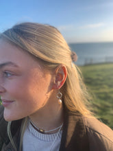 Load image into Gallery viewer, Rome midi pearl drop earrings